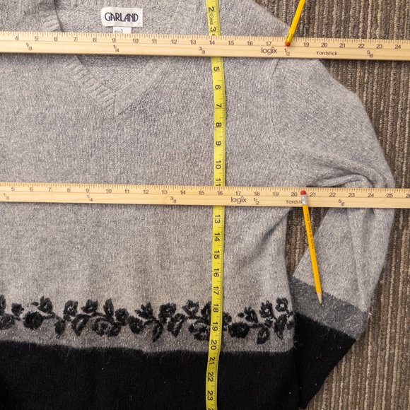 Vintage 50's Garland Large Sweater Dreamspun Grey V Neck Silk Wool Alpaca Womens - Picture 8 of 8